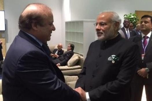Quite a Handshake between India and Pakistan