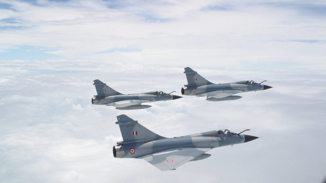 Mirage 2000 formation