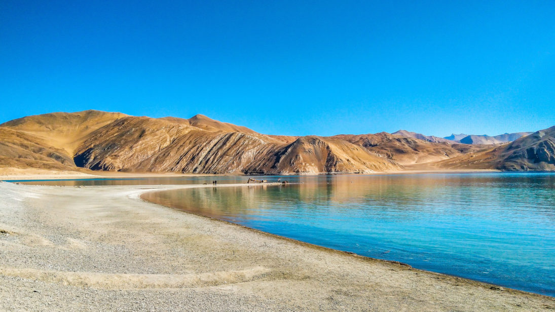Pangong_lake_-_Ladakh