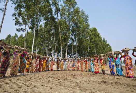 جنوبی ایشیا کا ماحولیاتی بحران، صنفی متوازن پالیسی کی جانب اشارہ کناں
