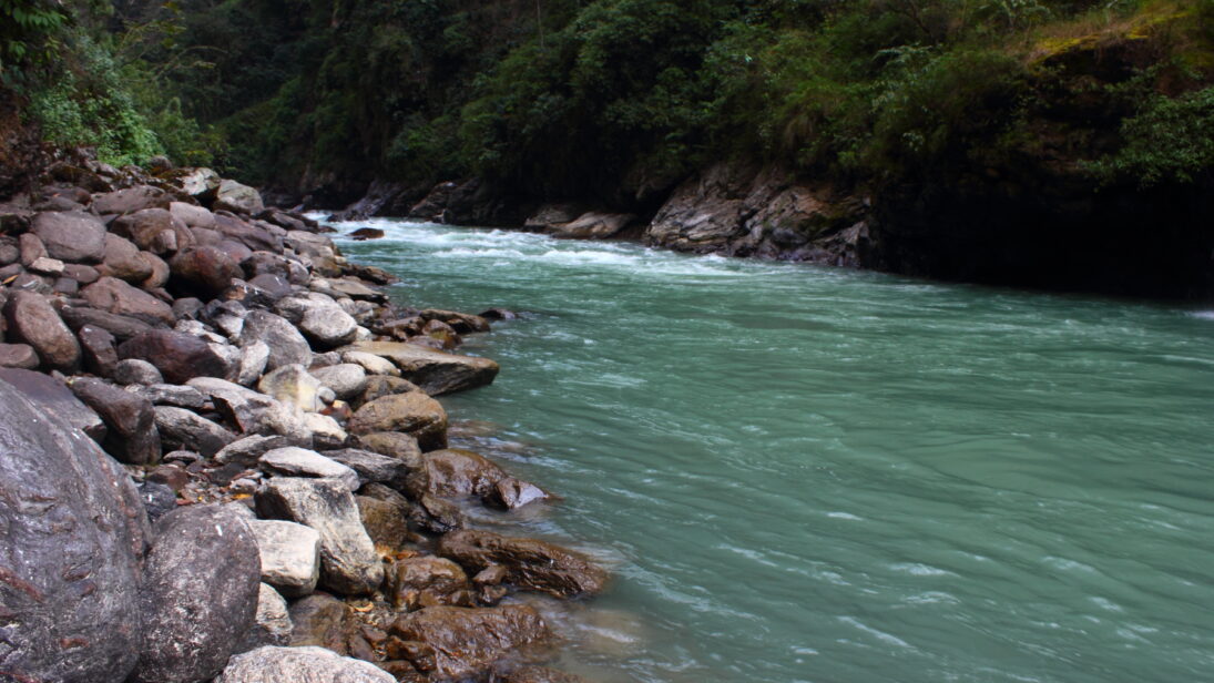 Koshi_or_Kosi_River_Nepal_tributary_of_Ganges_River_in_Bihar_India