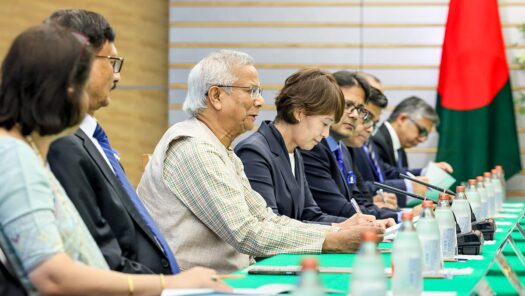 Why Did Bangladesh’s Interim Advisor Yunus Threaten to Resign?