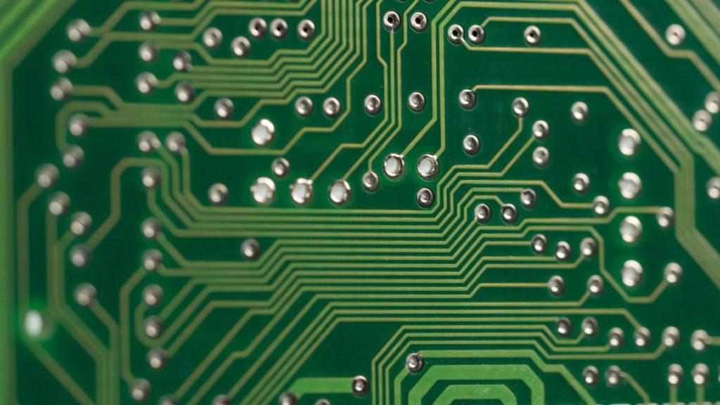 circuit-board-ga21374951_1920-1095×616-1-1024×576